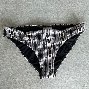 L*space NWT Bikini Bottoms